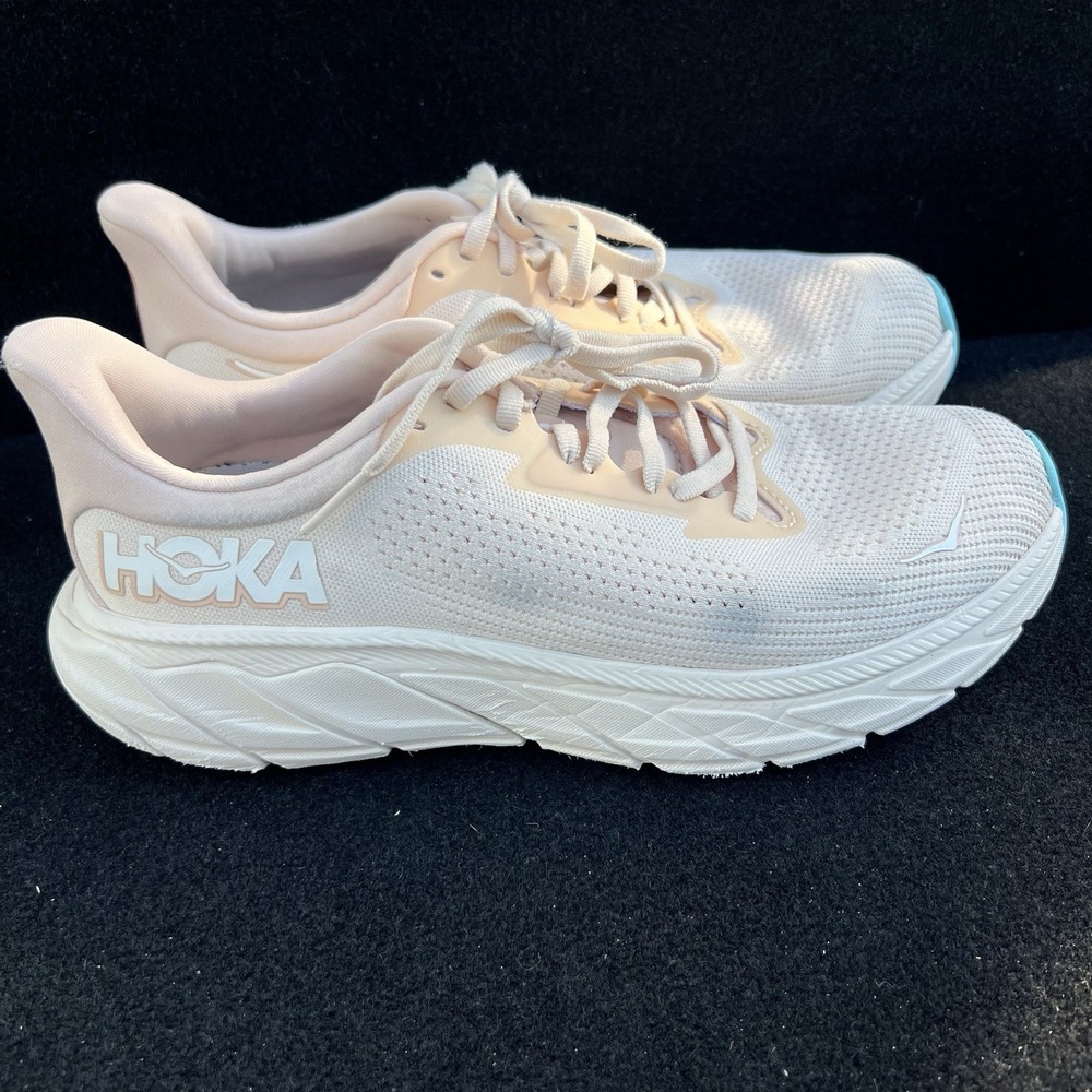 Hoka One One Arahi 7 Womens 9B Shoes Vanilla Cream Running Walking Sneakers